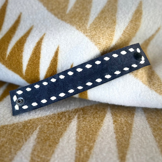 Bracelet - Buckstitch